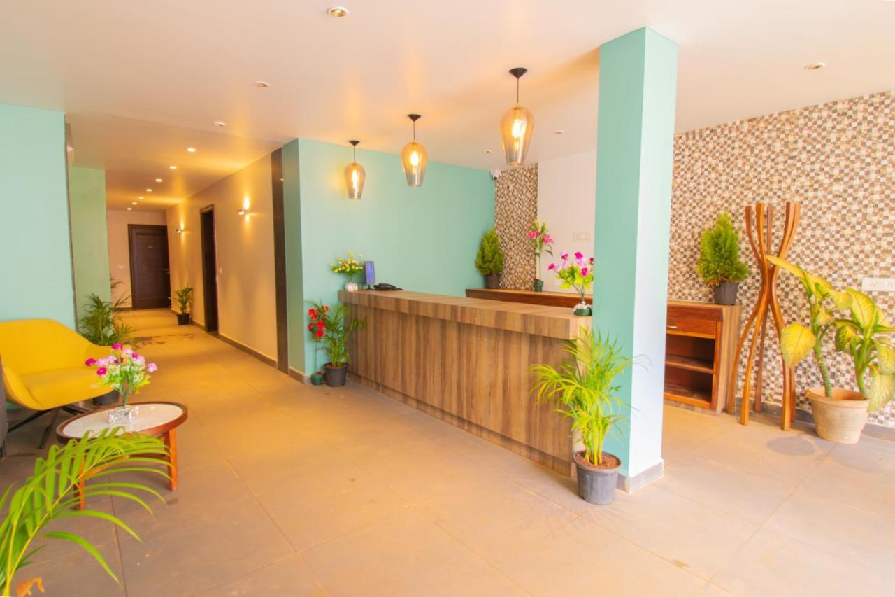 Hotel Octave Rococco Morjim Pernem Exterior foto