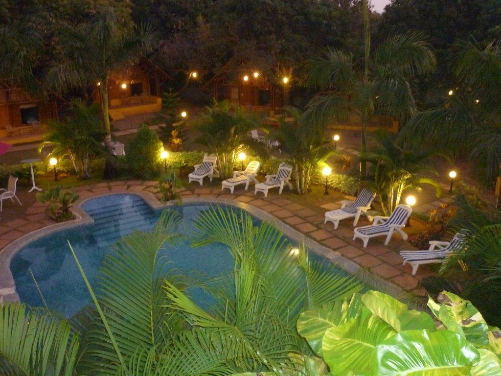 Hotel Octave Rococco Morjim Pernem Exterior foto